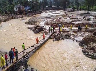 केरल भूस्खलन: चाय की दुकान चलाने वाली बुजुर्ग महिला ने अपनी कमाई और पेंशन राहत कोष में दान की